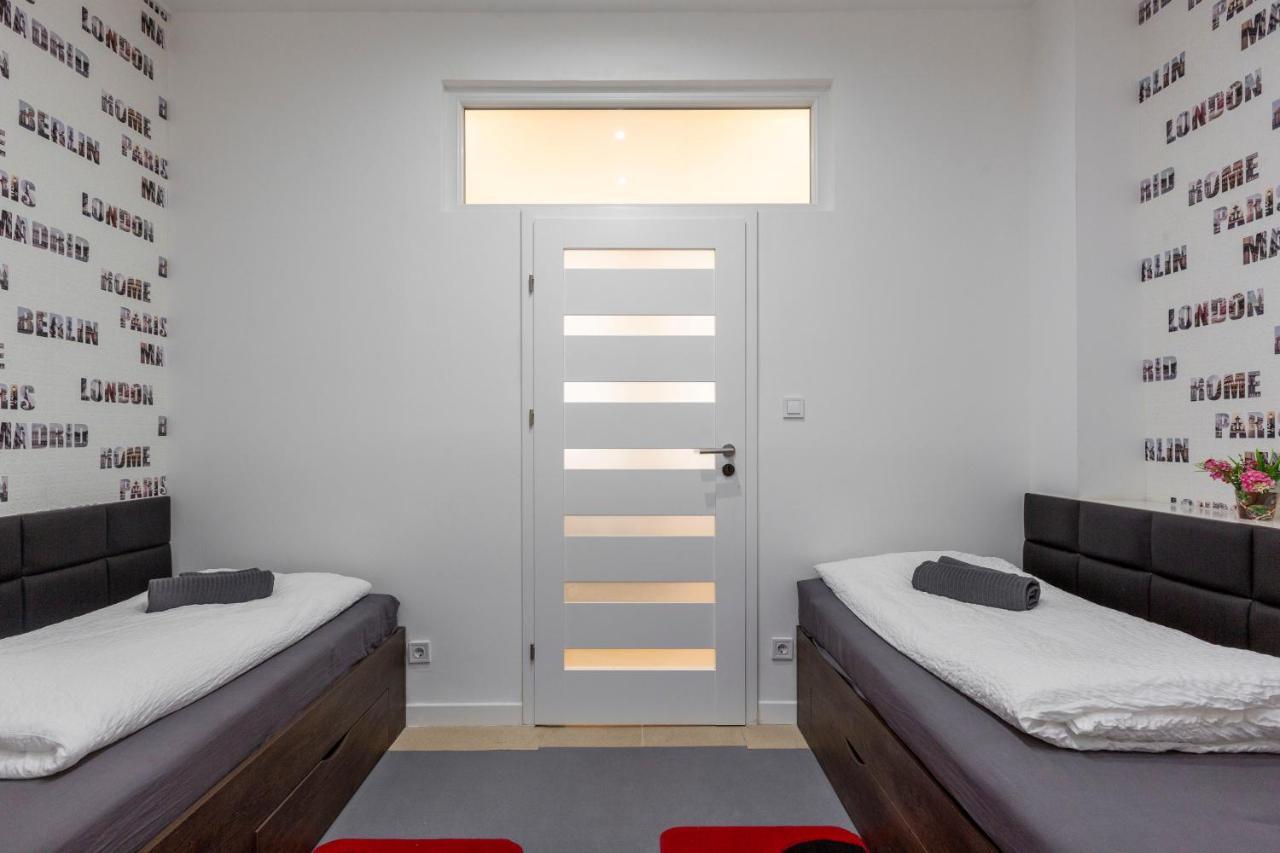 Exclusive Marilyn Apartment In The Heart Of บูดาเปสต์ ภายนอก รูปภาพ